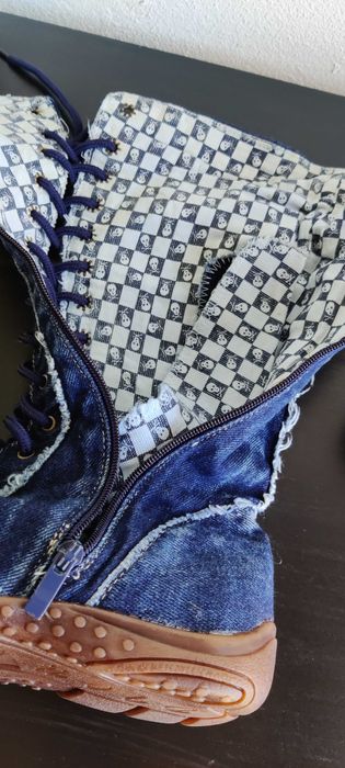ghete cizme lungi material blugi, NOI, marimea 39 , cu mic defect