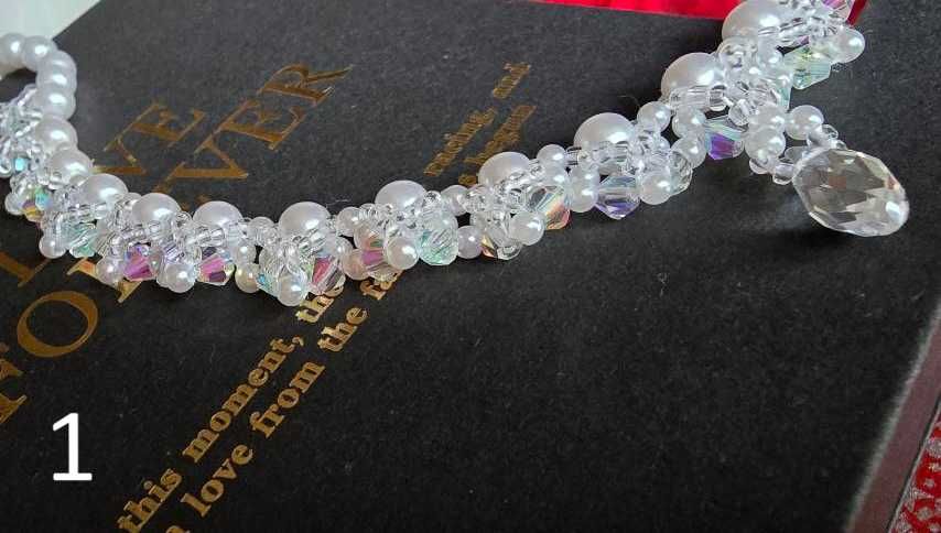 Колие от кристали и мъниста ръчна изработка