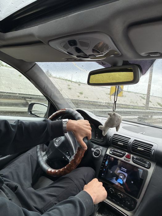 Продам w203 купе