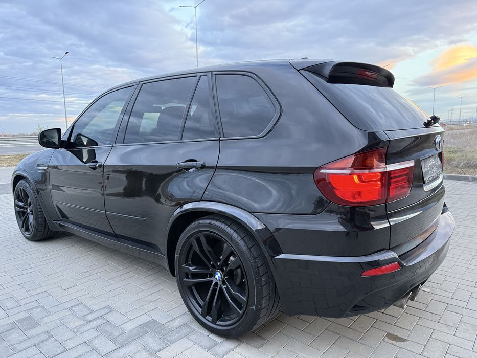 BMW X5M V8 BITURBO 555к.с FULL / M Packet