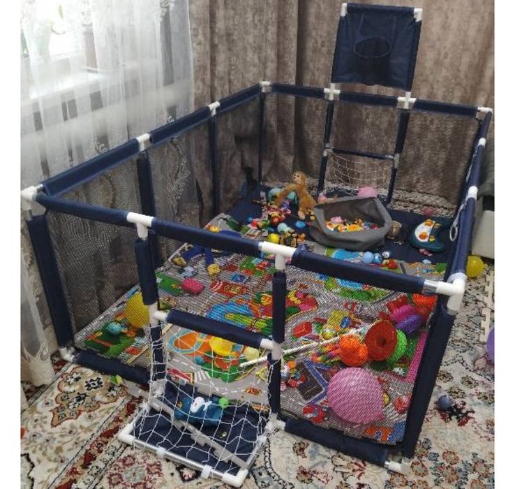 Манеж игровой в отличном состояний