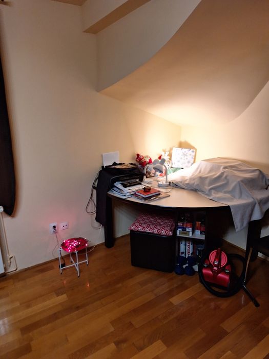 Mobila de living/birou/biblioteca ca noua