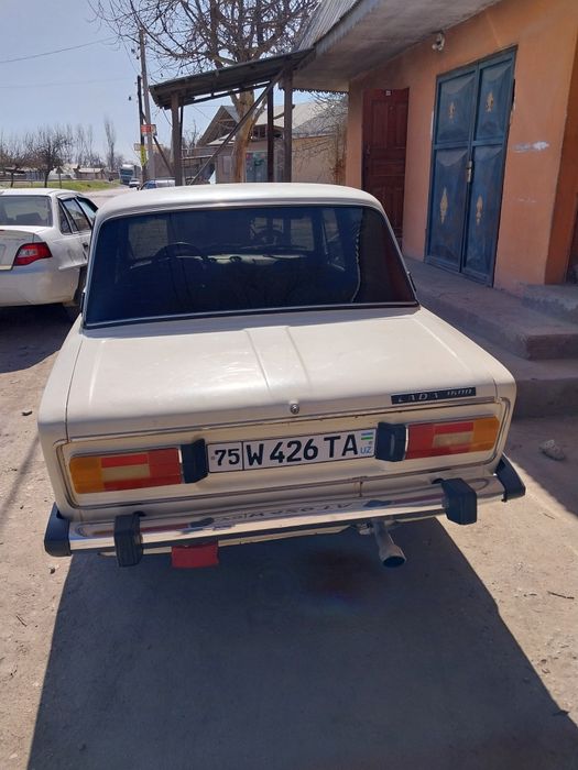 Vaz 2106 sotiladi. 1992 yil. Yoqilgʻisi benzin - Metan.