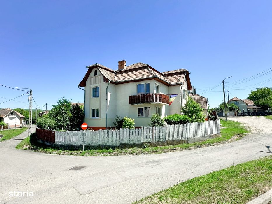 Casă spațioasă de vânzare – Strada Prefect Vasile Moldovan