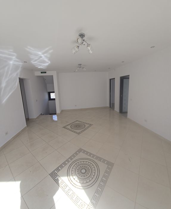 Spațiu comercial centru Dumbrava Rosie Dn