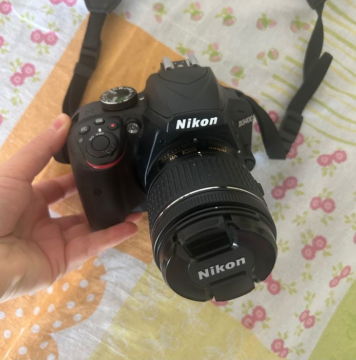 Професионален фотоапарат на Никон