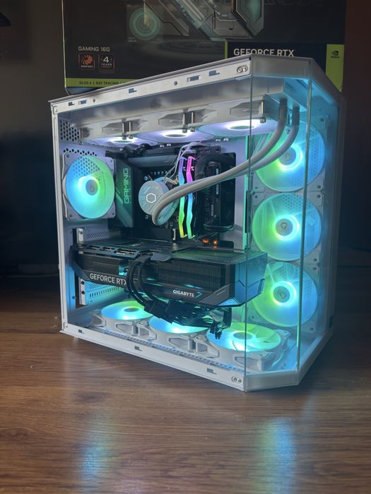 Геймърски компютър/ I9 13900K/Водно/64GB/RTX 5080/2TB SSD