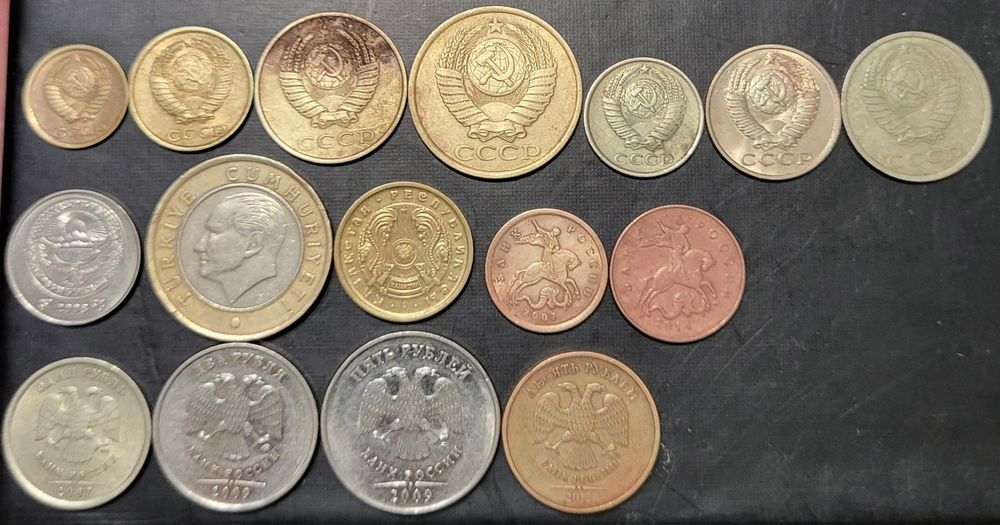 Весь набор монет 3000 тг