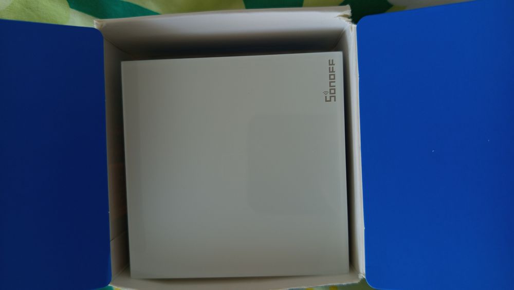 Intrerupător inteligent Sonoff Wi-Fi Smart Wall Switch – Control prin