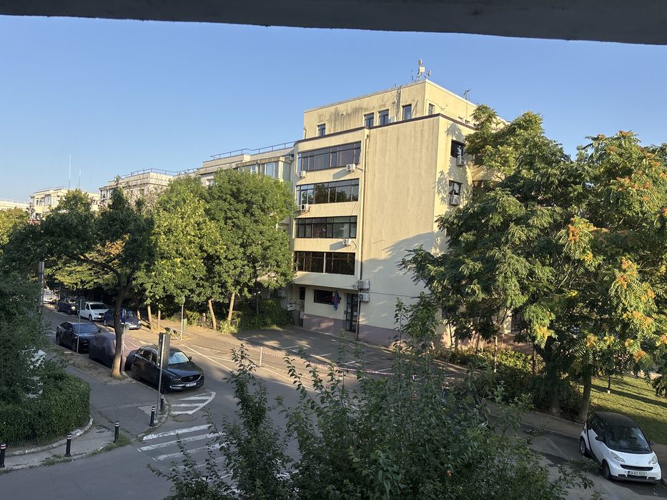 Inchiriez apartament Aviatiei