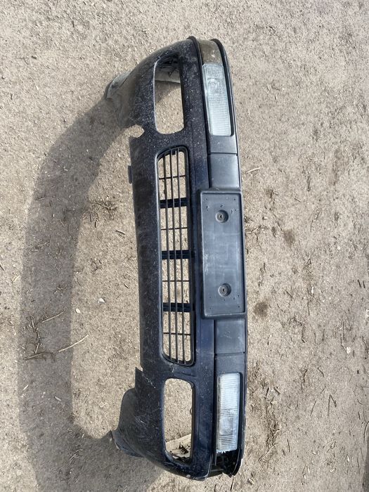 Продам передний бампер ауди 80 б4 оригенал