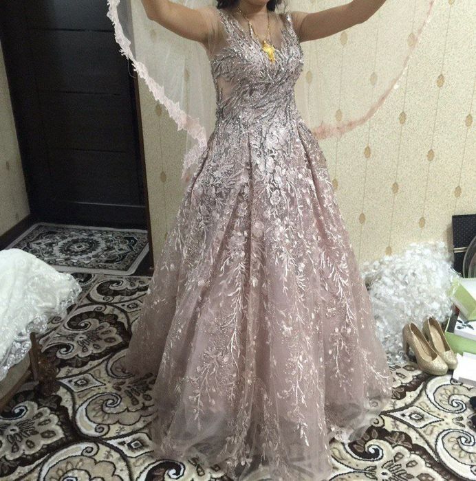 Yangi kòylak juda ham kam kiyilgan holati yaxshi olsangiz yangiday kiy