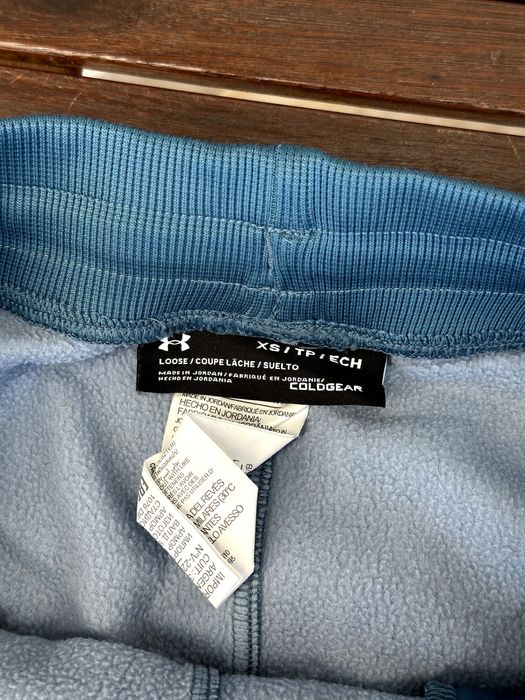 Дамско долнище Under Armour (Loose Fit) - размер S, Отлично състояние