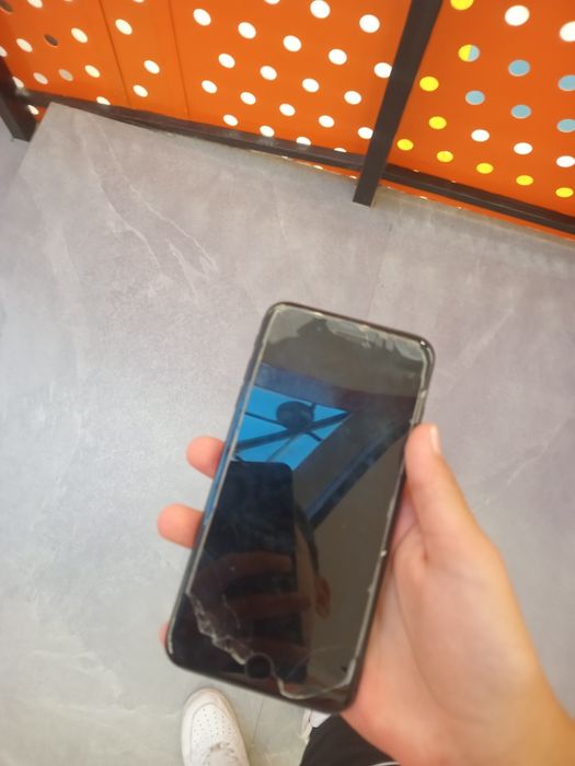 Iphone 7 plus сломанный