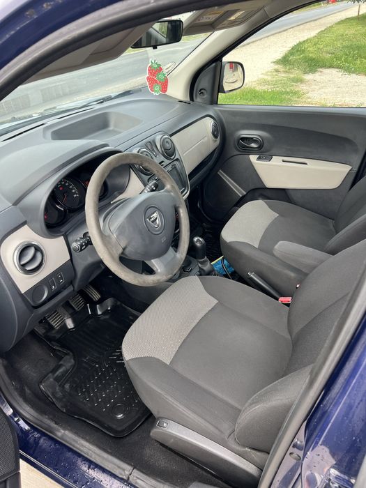 Dacia Lodgy 2017 1.6 SCE 115 CP – 7 locuri – Ideală pentru familie