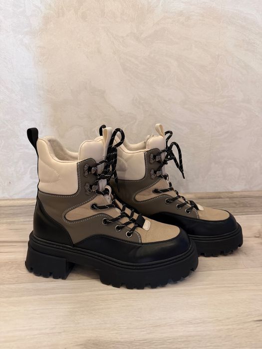 Зимни боти с дебела и плътна подметка