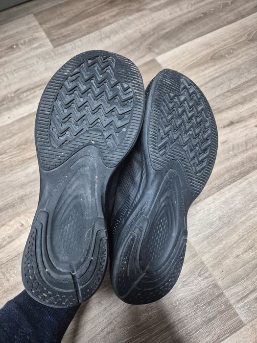 Чисто нови маратонки Флейър Flair