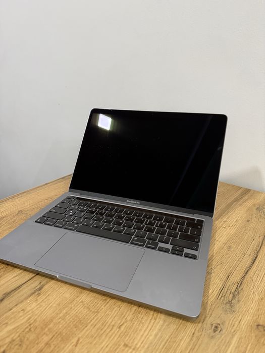 MacBook M1 Pro 500$