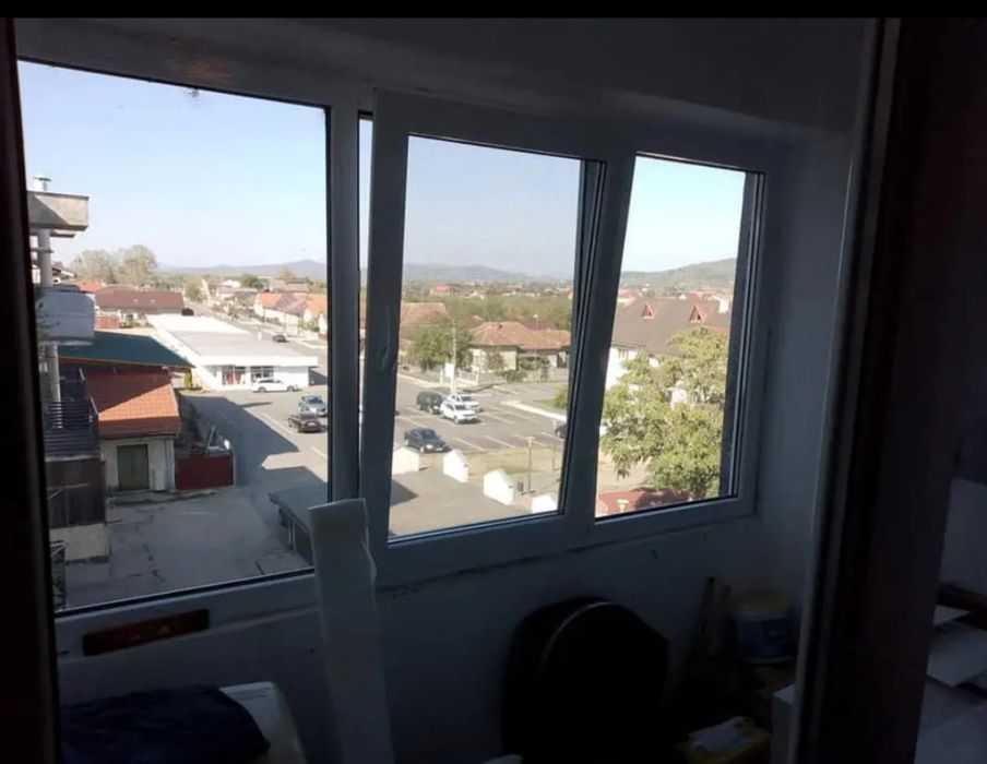 Vând apartament Seini