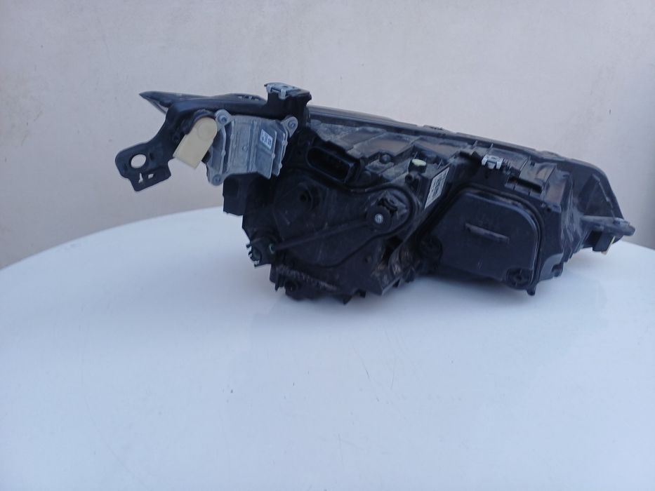Ляв фар за Vw Golf 8
