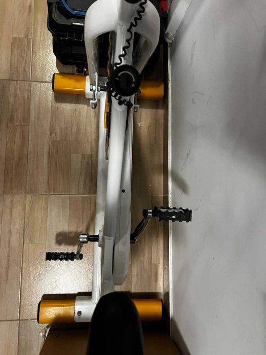 Bicicleta spinning ORION Force C600 cu volanta 18kg