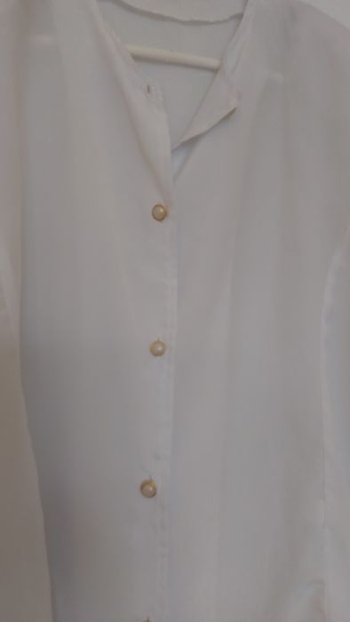 Дамска бяла блуза