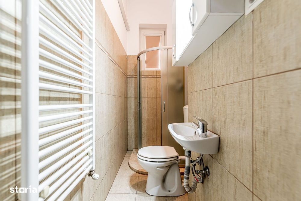 Apartament în Piața Catedralei pe două niveluri în Arad.