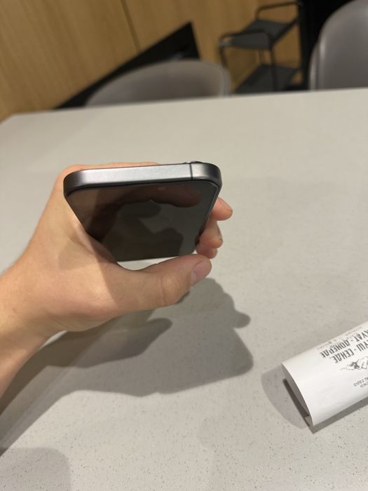 iPhone 17 с нарантей