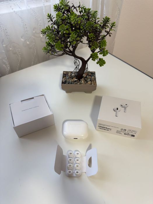 Vand AirPods 3 Pro stare excelenta