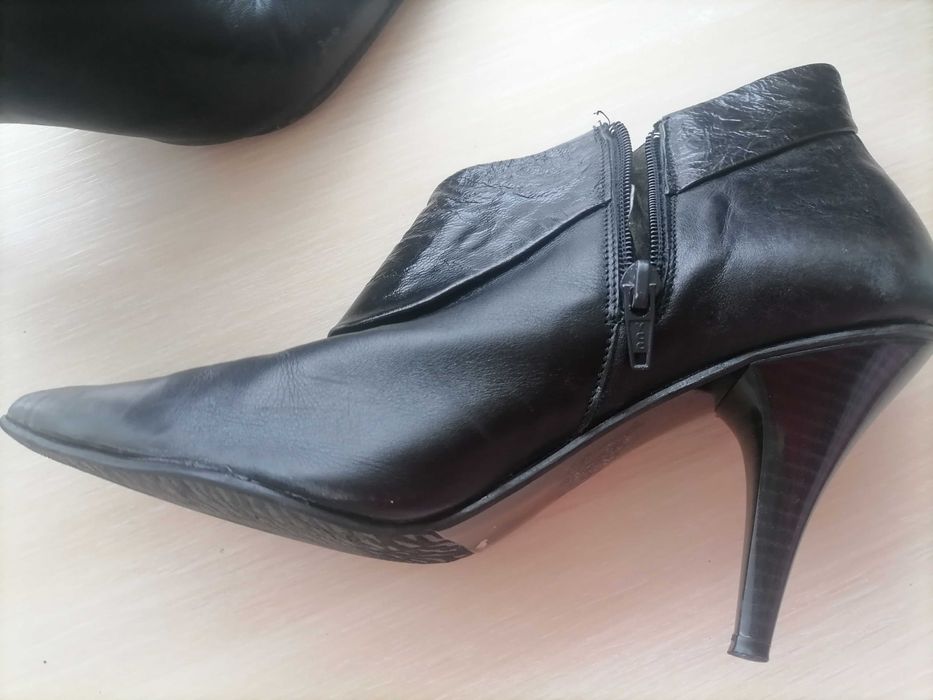 Дамски боти и ботуши