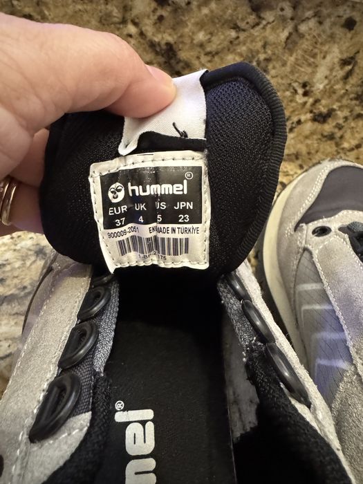 Hummel  маратонки 37 номер