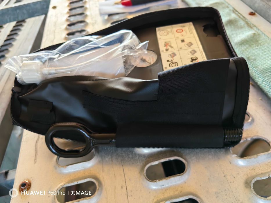 Компресор и кука за дърпане за голф 8