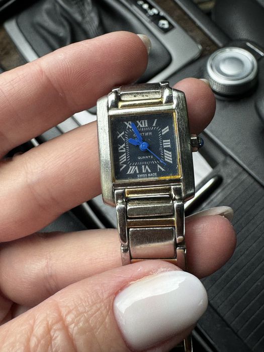 ОРИГИНАЛЕН часовник Cartier