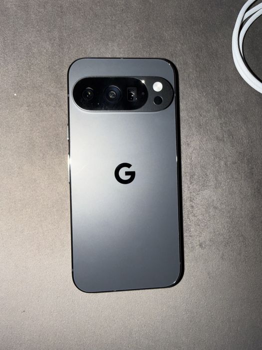 Google Pixel 10 Pro 5G 256 GB - OBSIDIAN