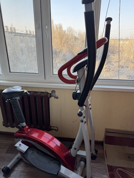 Тренажерный велосипед