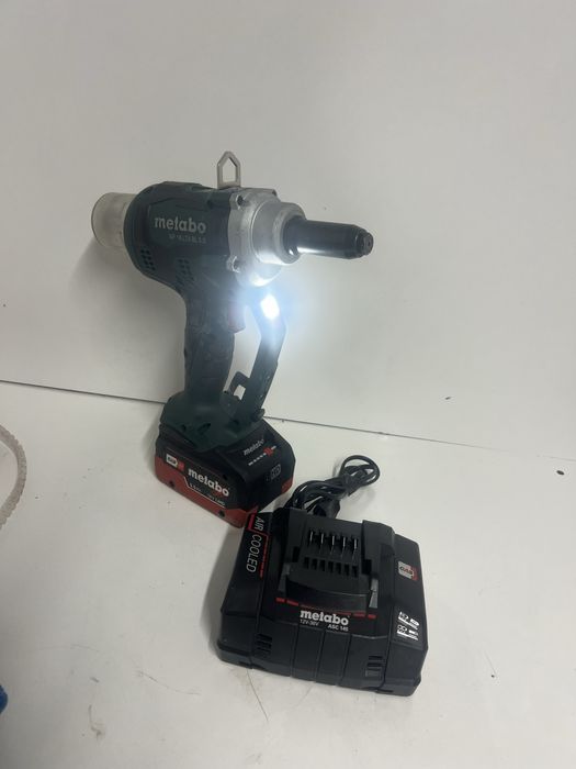 Metabo NP 18 LTX BL 5.0 pistol de popnituri