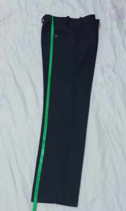 Продам школьные брюки и жилетку