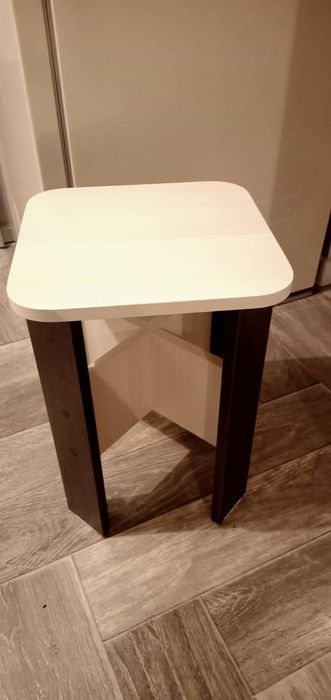 Продам табуретки