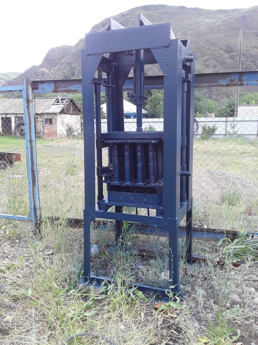 Шлакоблочный станок