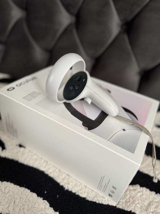 Ochelari VR META Quest 2, 128GB; Meta Oculus Quest 2 Elite Strap; Set interfete faciale si blocator de lumina Meta Quest 2.