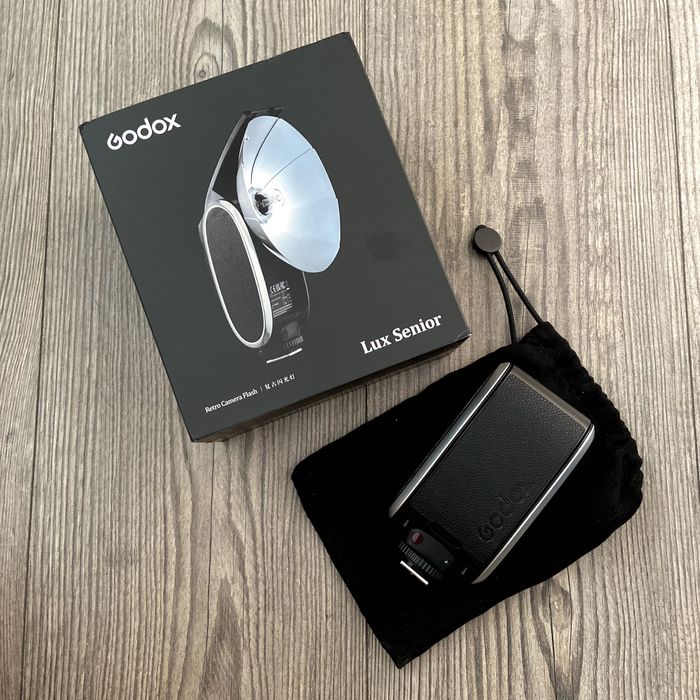 Светкавица Godox Lux Senior