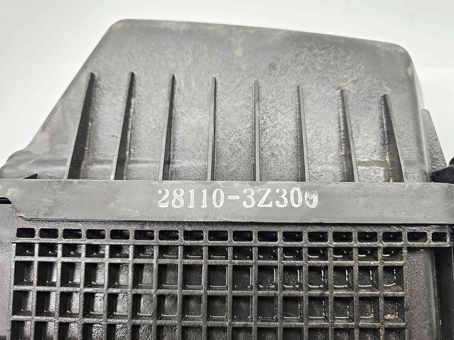 Carcasa filtru aer  Hyundai ix35 (LM) [Fabr 2010-2017] 28110-3Z300 1.7