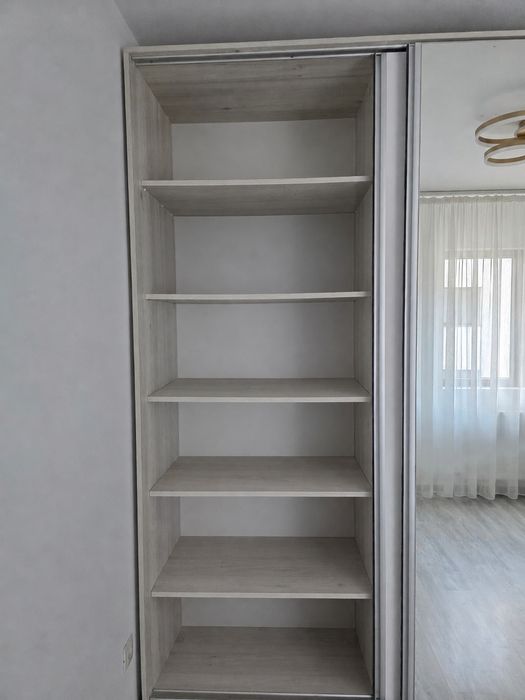 Vand dulap dressing cu usi glisante