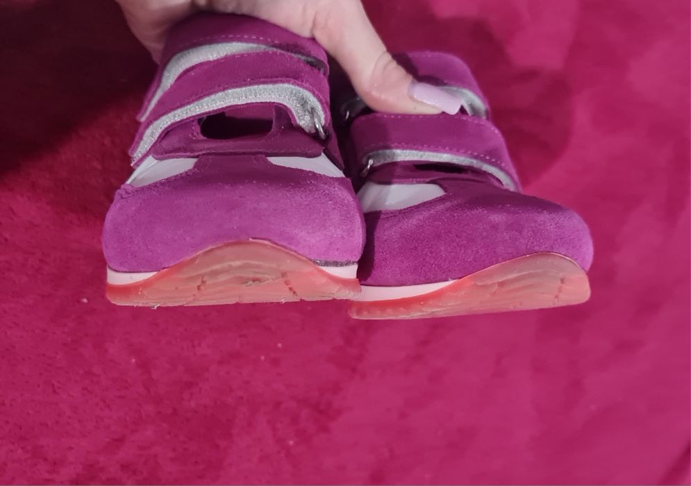 Baby avus nr 32 piele NOU