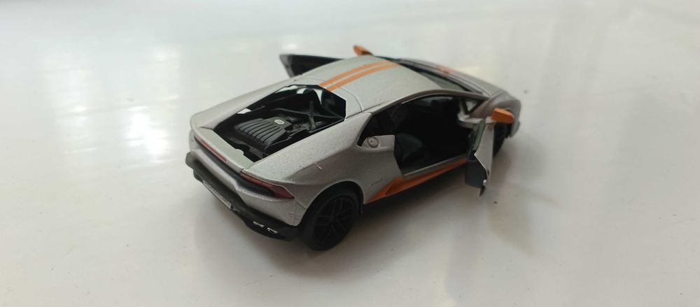 Коллекционная металлическая машинка масштабная модель железная машинка