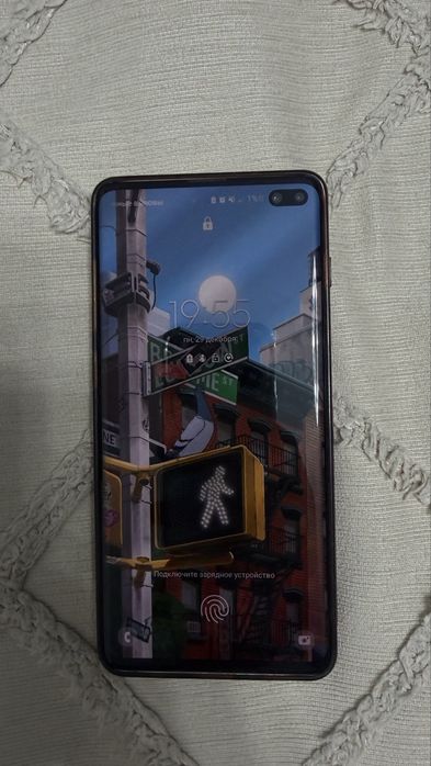 Продам Samsung Galaxy S10+