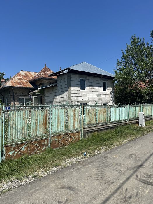 Casa de vanzare in Tătărani Dâmbovița