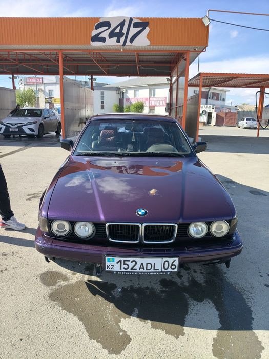 Продается БМВ Е32