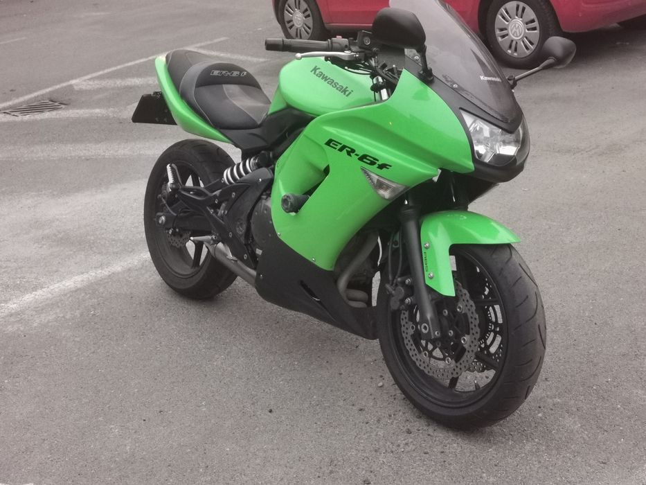 Vând kawasaki er6f