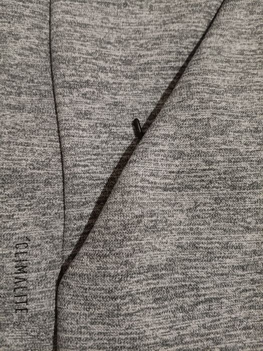 Суичер  "adidas " ,"Tommy Hilfiger"